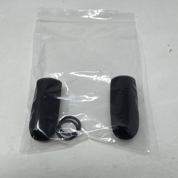 David Clark H10-13.4 Aviation Headset With Dual Plugs & C10-15 PTT Switch EUC - Picture 14 of 16